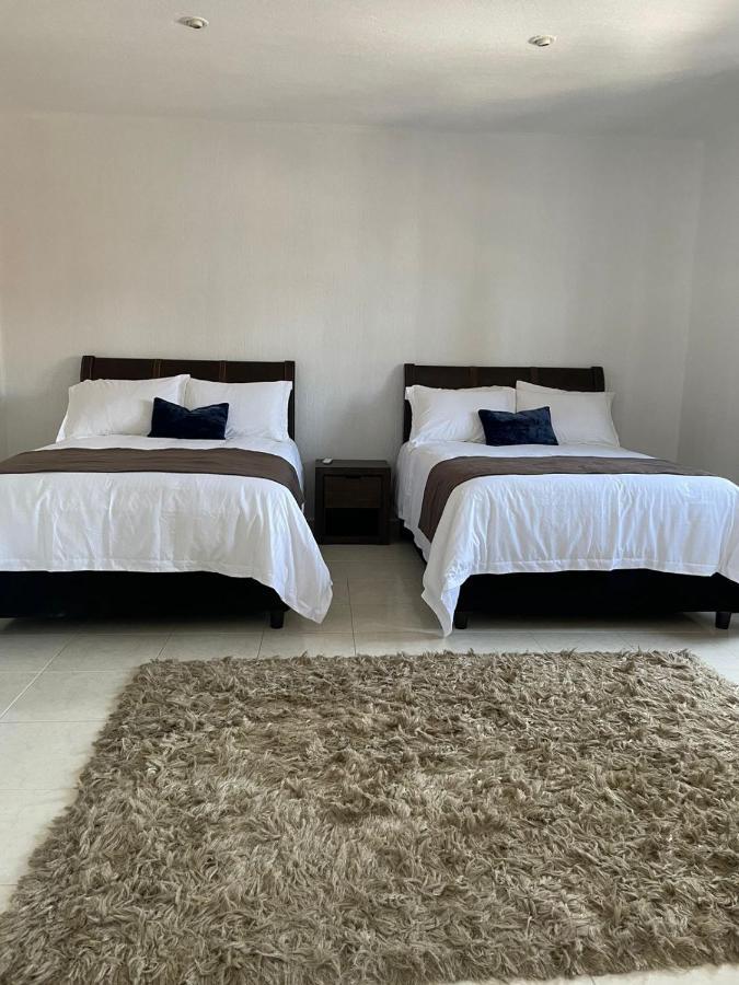 Suite Los Angeles 特科早特拉 外观 照片