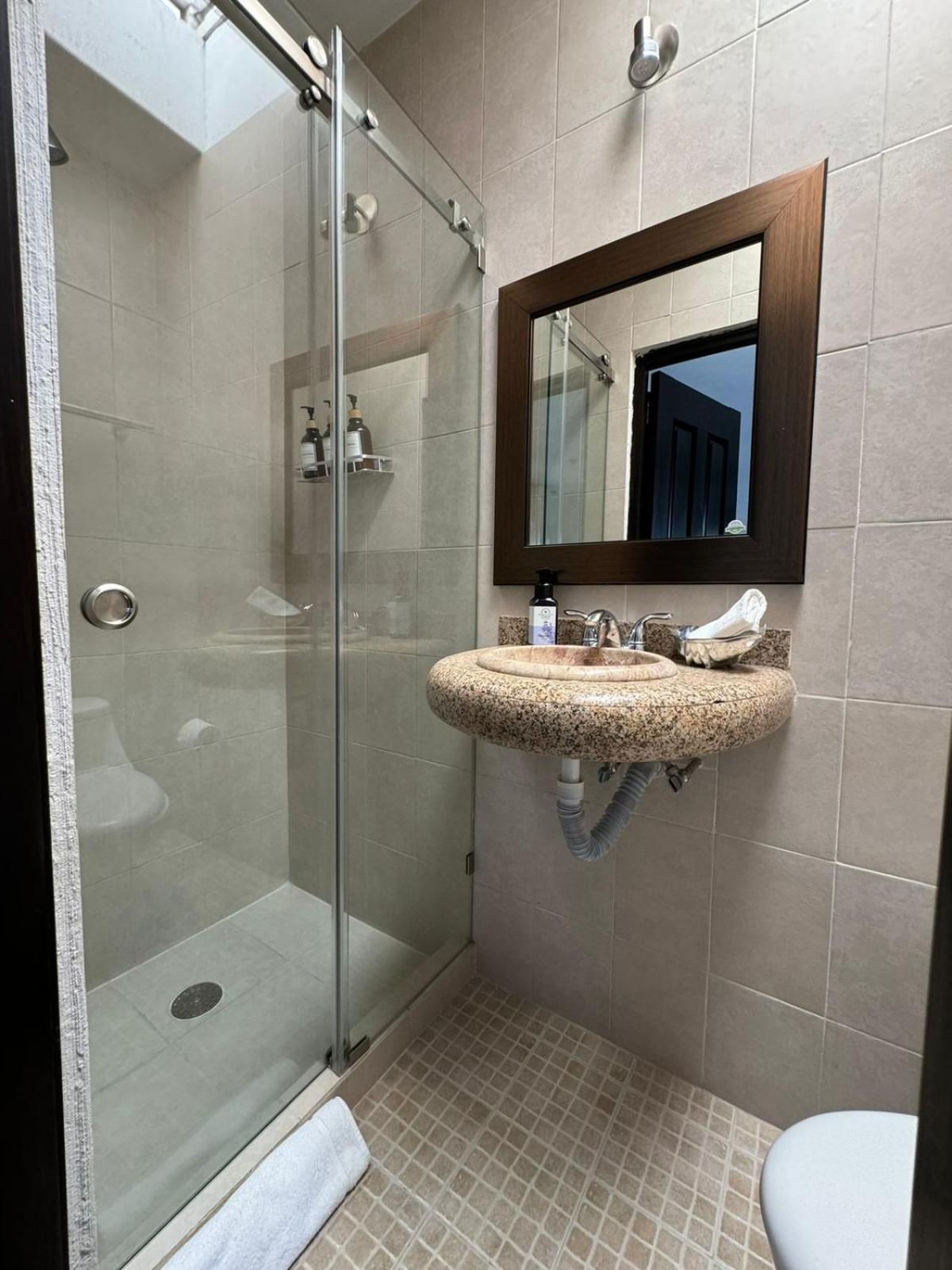 Suite Los Angeles 特科早特拉 外观 照片